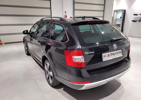 Skoda Octavia cena 57900 przebieg: 212000, rok produkcji 2016 z Górzno małe 172